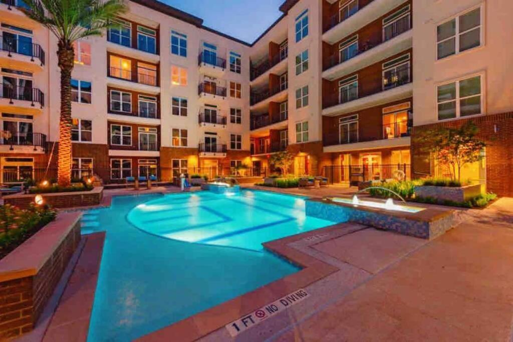Downtown Living 1Br W/ Free Parking Garage Apartment Houston Ngoại thất bức ảnh